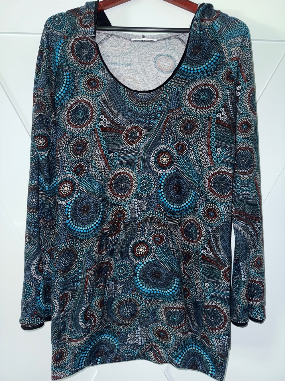 Luna Claire Scoop Neck Long-Sleeve Tunic in Teal, Black and Brown